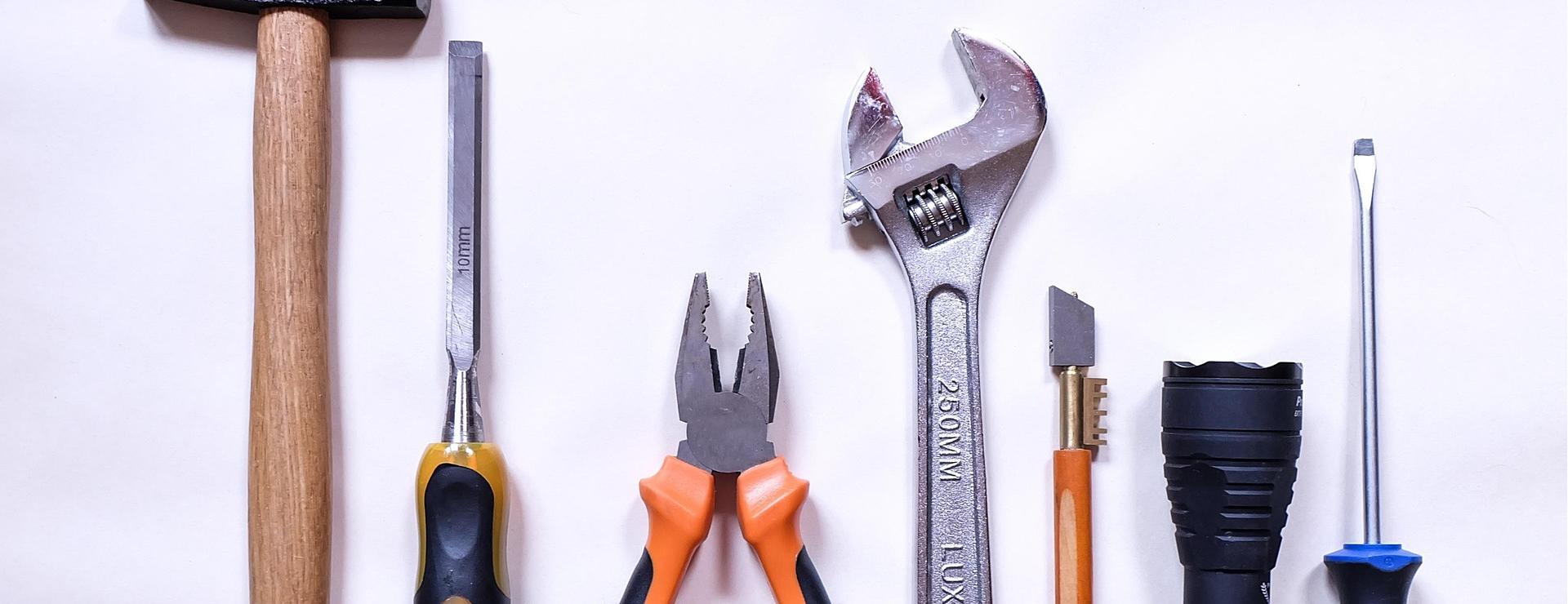 Geschäft Für Heimwerkzeuge 10 Geschäft Für Heimwerkzeuge -Geschäft Für Heimwerkzeuge tools 2145771 1920